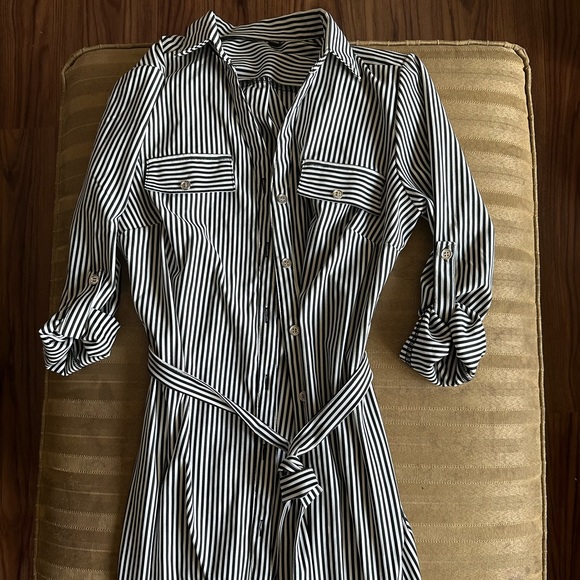 Bundle of clothes! Size small - us 2-4 - Picture 9 of 15